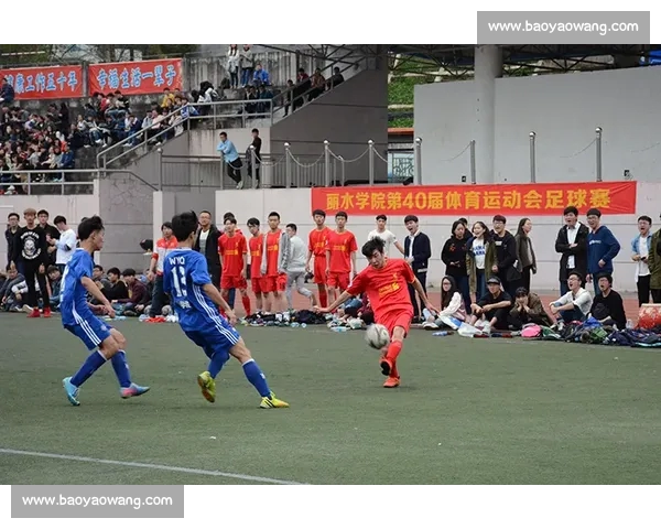 81 岁根宝挂帅南下，上海 U20 扛男足荣誉冲冠